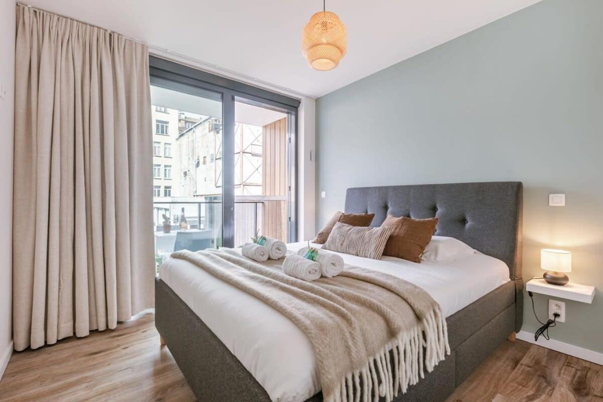Huswell - Modern For Up To Five People Apartment
