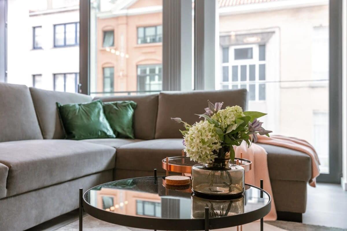 Huswell - Modern For Up To Five People Apartment